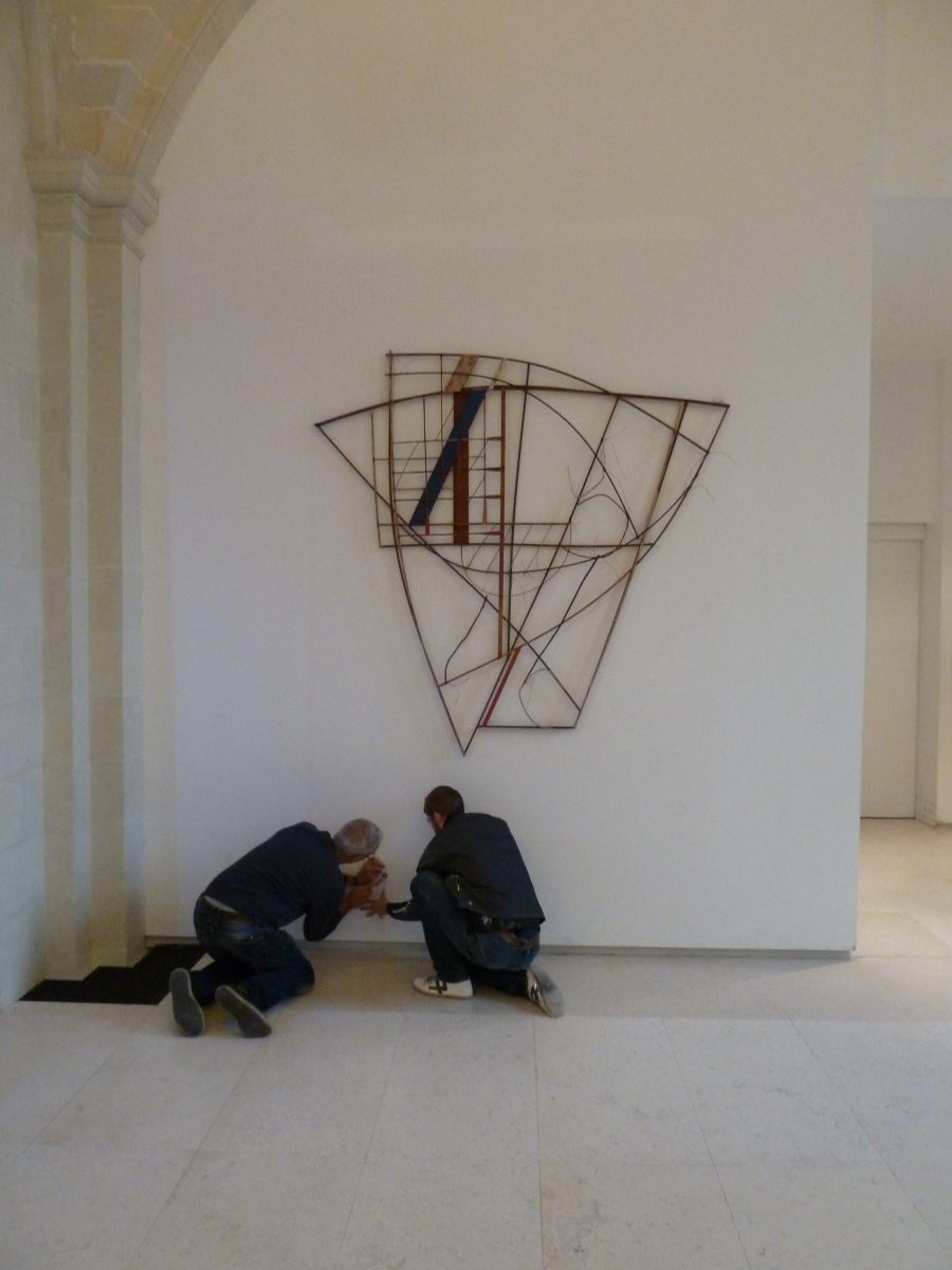 Hanging Melotti ( courtesy Fonds National d'Art Contemporain ) Musée des Beaux-Arts d'Angers 2015